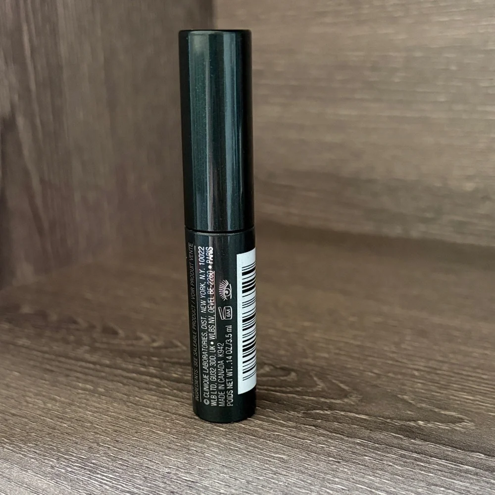 ❤️$3 NWT Clinique High Impact Mascara in Black 3.5ml